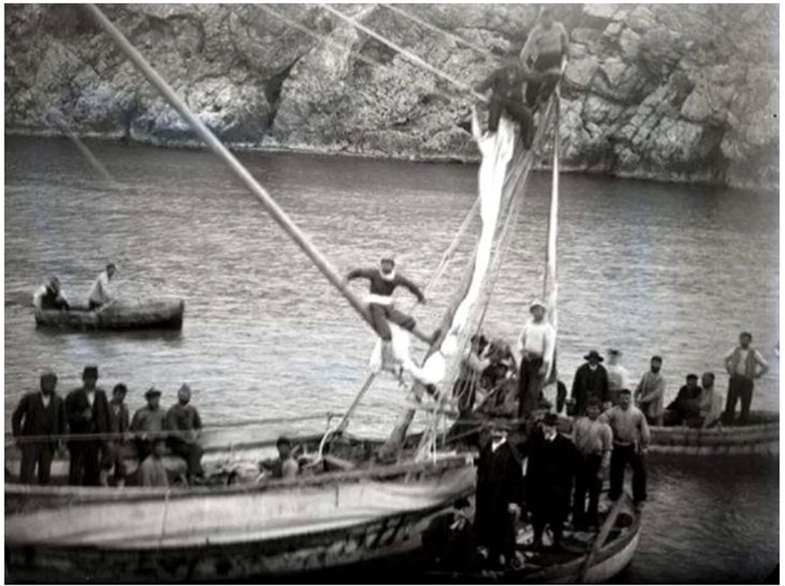 Bergung von Funden aus dem antiken Wrack im Winter 19001901